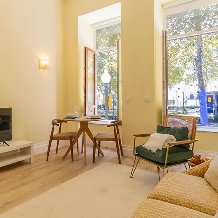 Urban House Marques By Lovelystay